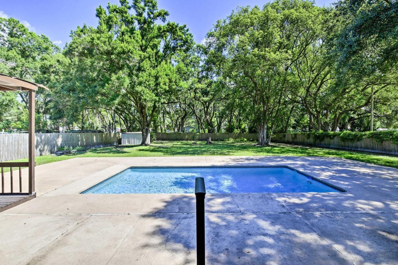 Tampa Oasis With Pool About 7 Mi To Busch Gardens! Villa Eksteriør billede